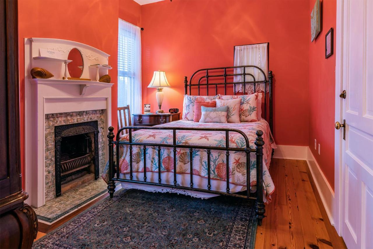 Surf Song Bed and breakfast Tybee Island